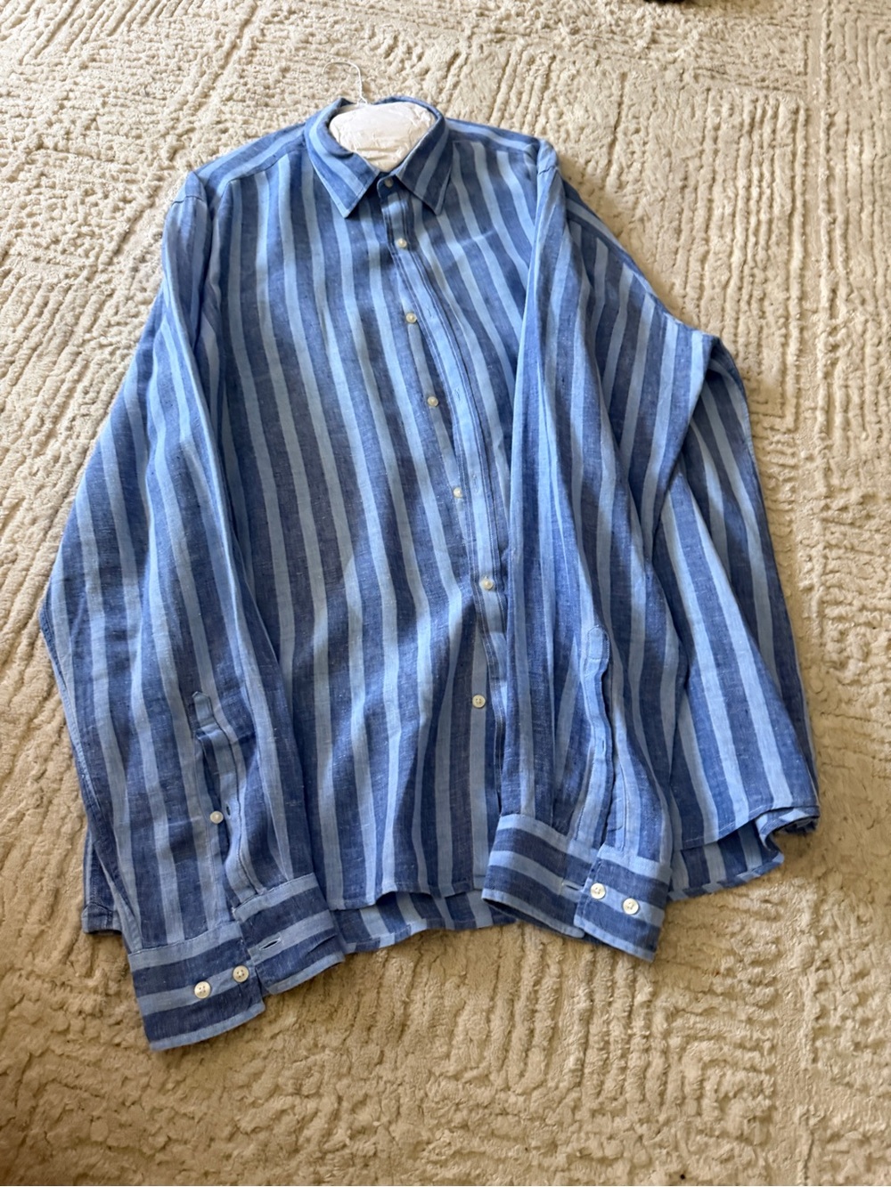 Michael Kors Men's Vertical Blue Striped Button-Down Shirt